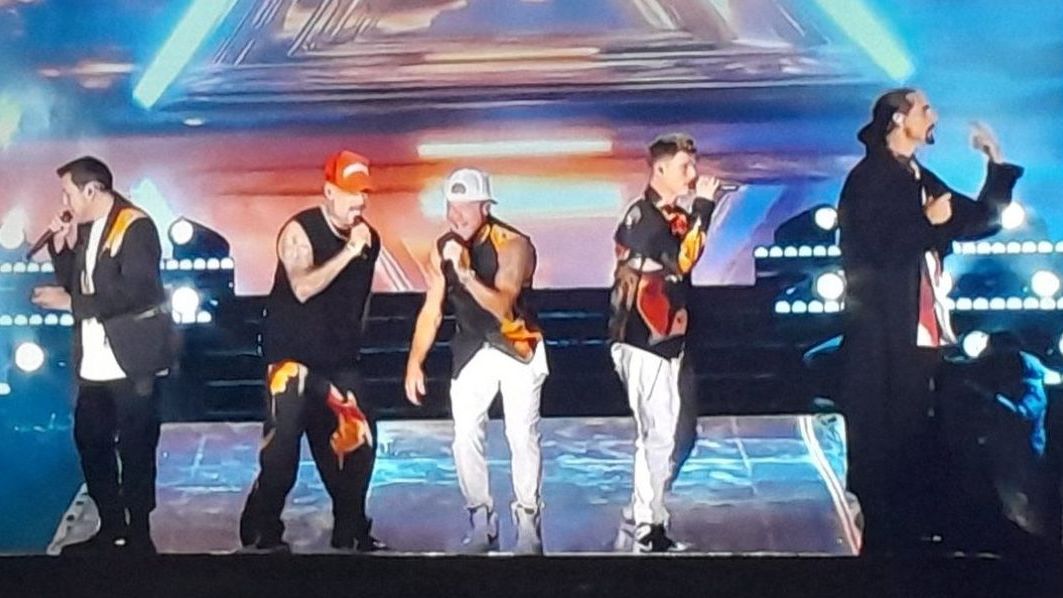 Imagem de capa da notícia: Backstreet Boys abrem segundo fim de semana do The Town com show nostálgico