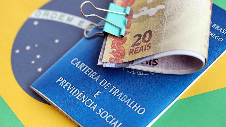 Imagem de capa da notícia: Previdência privada ganha força diante das incertezas na aposentadoria