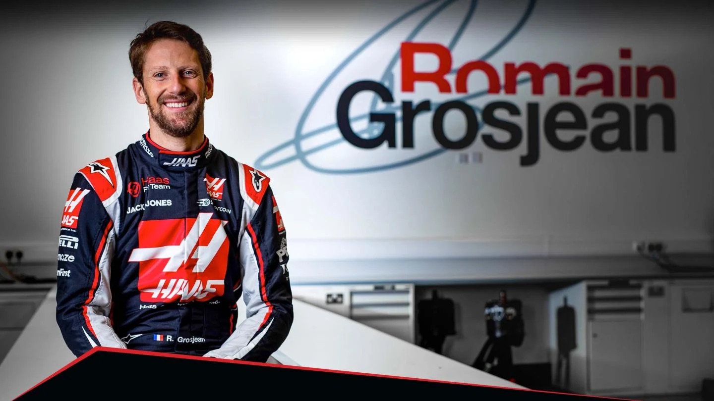 Imagem de capa da notícia: Romain Grosjean volta a pilotar na Fórmula 1 após acidente em 2020